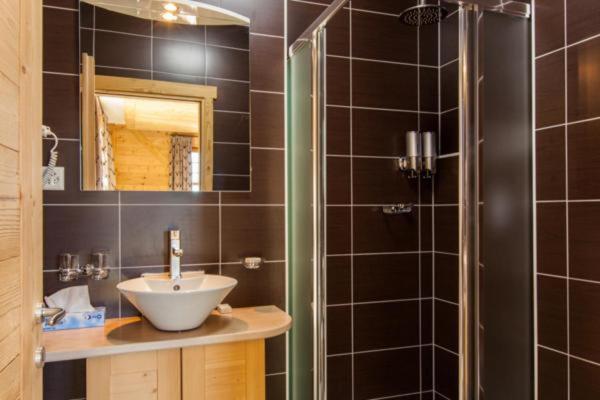 Between Boutique Hotel Chamoson Ngoại thất bức ảnh